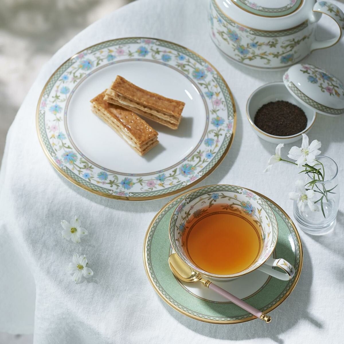 Amazon.co.jp: Noritake ノリタケ 花更紗 カップ&ソーサー 大皿 ケーキ 