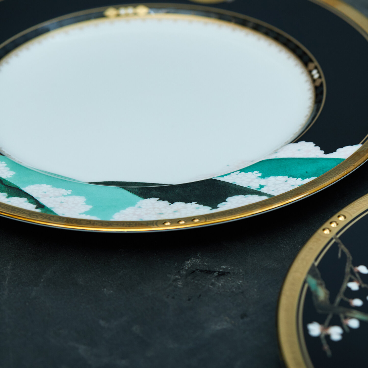 【100周年アニバーサリー】ノリタケ②　四季彩舞曲　桜　27cmプレート 受注生産】四季彩舞曲 27cmプレート 桜 | ノリタケ食器公式